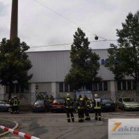 Brand mit sehr starker Rauchentwicklung in leerstehender Fabrikhalle (S-Feuerbach)